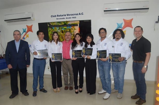 Club Rotario Veracruz reconoce a estudiantes ganadores del Premio Zayed a la Sostenibilidad 2025