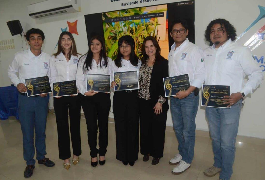 Club Rotario Veracruz reconoce a estudiantes ganadores del Premio Zayed a la Sostenibilidad 2025