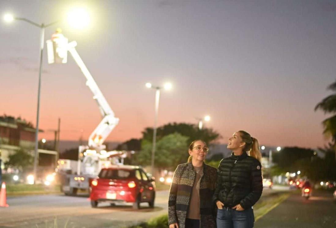 Rehabilitan el alumbrado público en avenida Cuauhtémoc, en Veracruz