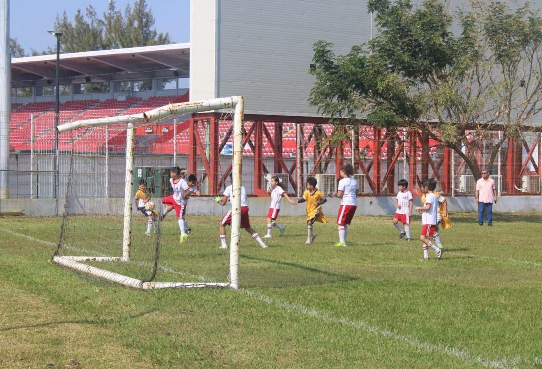 Intensa jornada en Juegos Deportivos Escolares