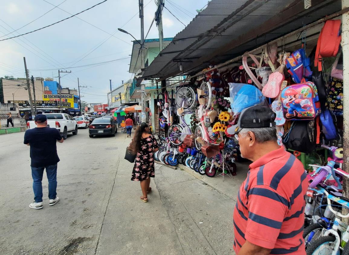 Tiendas de conveniencia acaban con el comercio local en Las Choapas