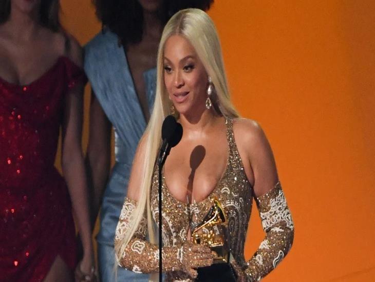Beyoncé gana su primer Grammy de la noche, Mejor Álbum Country