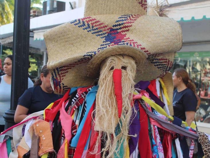 Ballet Folklórico Alma Jarocha efectúan calenda en honor a San Sebastián
