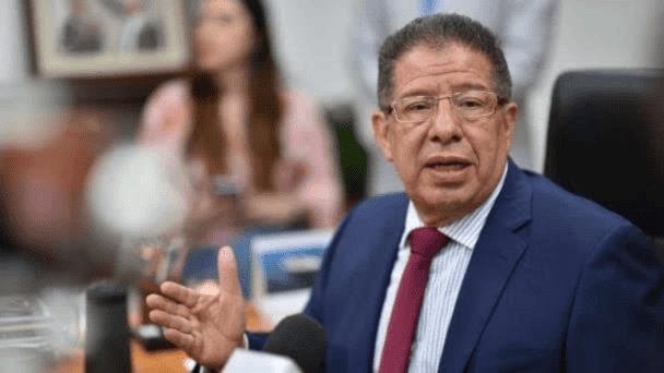 Lic. José Manuel Pozos Castro (una vida dedicada, a la operación política)
