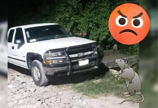¿Y la policía? Roban camioneta estacionada en San Rafael Río Seco, Amatlán