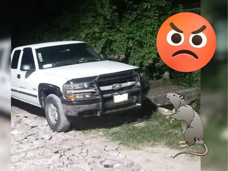 ¿Y la policía? Roban camioneta estacionada en San Rafael Río Seco, Amatlán