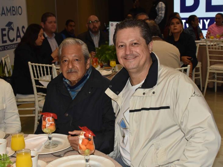 Familia Chedraui festeja 30 aniversario de la Fundación Tony