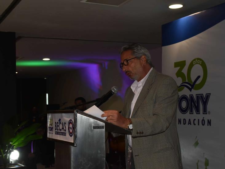 Familia Chedraui festeja 30 aniversario de la Fundación Tony