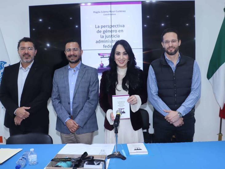 Zulema Mosri presentó su libro Perspectiva de Género en la Justicia Administrativa