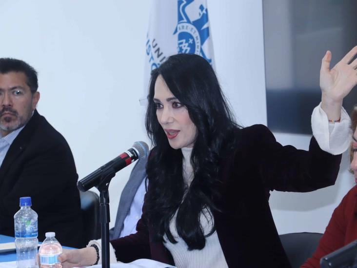 Zulema Mosri presentó su libro Perspectiva de Género en la Justicia Administrativa