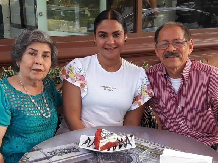 Sol y Sones de María Elena Hernández Lara, cronista de Tierra Blanca