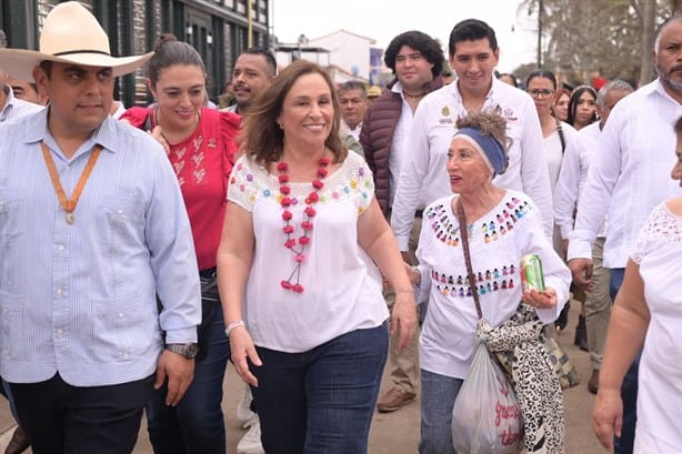 Fiestas de Tlacotalpan 2025; realizan el paseo de la Virgen de La Candelaria por el río Papaloapan