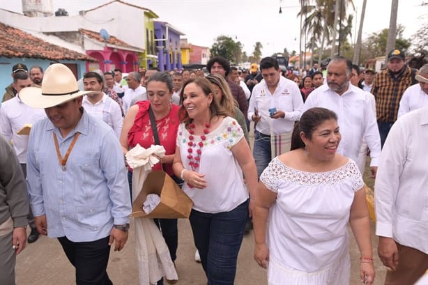Fiestas de Tlacotalpan 2025; realizan el paseo de la Virgen de La Candelaria por el río Papaloapan