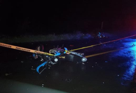 Trágico choque entre dos motociclistas en carretera de Santiago Tuxtla