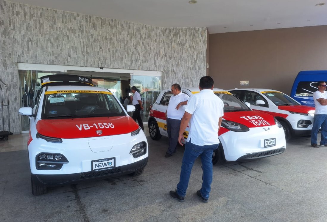 Taxistas de Veracruz reportan baja demanda pese al fin de semana largo