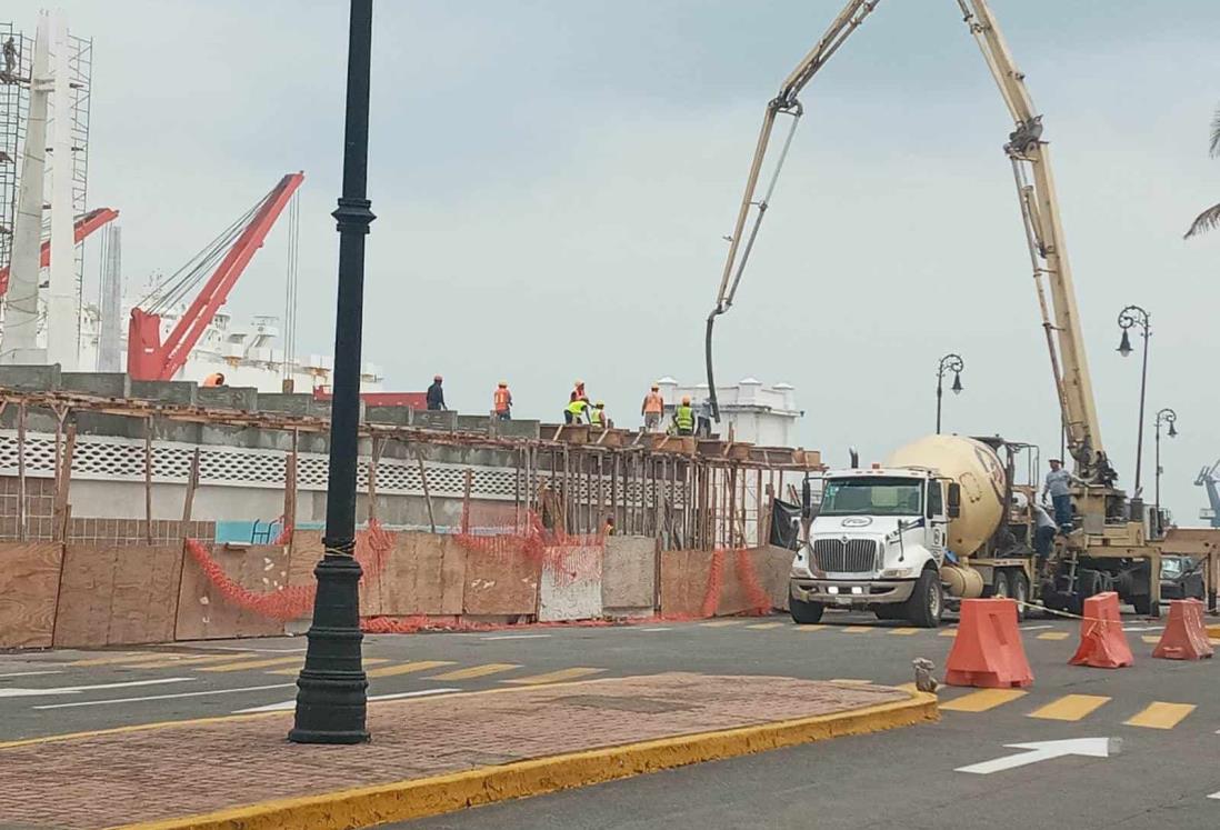 Artesanos del malecón de Veracruz esperan volver a sus locales este mes