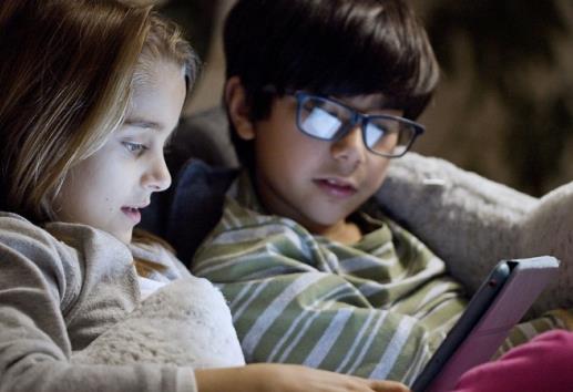 65% de menores de edad usan celular ¿Sabes para qué sirve el control parental?