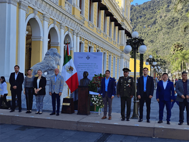 Conmemoran aniversario de la promulgación de la Constitución Política en Orizaba