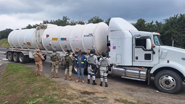 Aseguran en norte de Veracruz unidades con hidrocarburo de procedencia ilegal