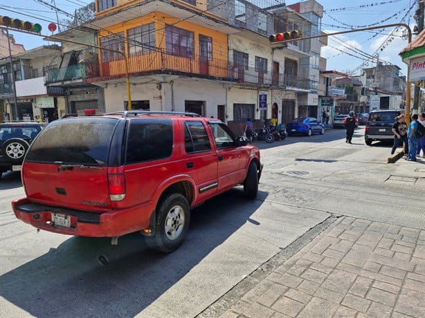 Accidentado jueves en calles de Córdoba; una mujer herida, el saldo