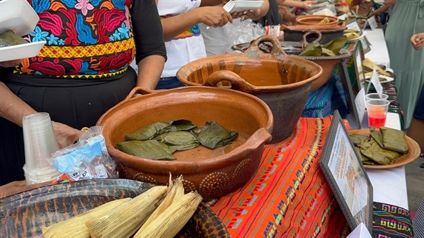 Realizan festival del tamal en Tihuatlán