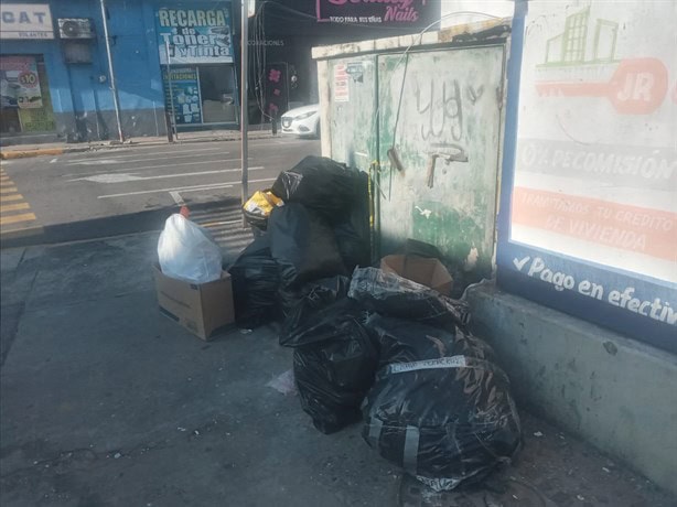 "Montañas" de basura dan mala imagen al Centro Histórico de Veracruz