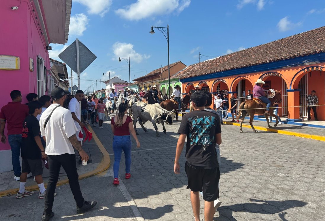 Finaliza la suelta de toros en Tlacotalpan en honor a la Virgen de la Candelaria