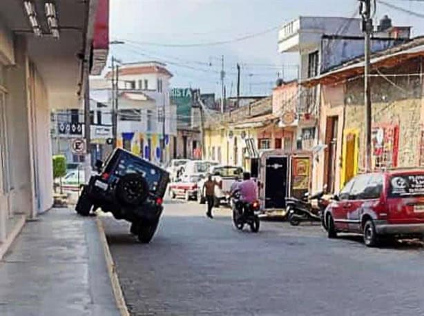 Aseguran vehículo en Misantla; conductor iba supuestamente en estado de ebriedad