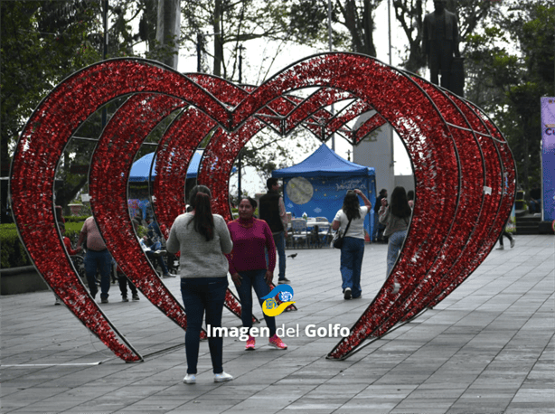 Emblemático sitio de Xalapa fue adaptado para set fotográfico en San Valentín