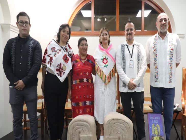 Presentan La joven gobernante de Amajac en Centro Cultural Leyes de Reforma