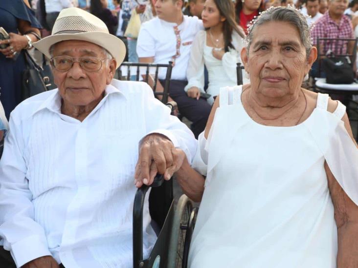 Veracruz facilita el matrimonio civil, trámites gratuitos en bodas