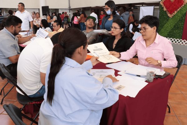 Gobierno de Veracruz asigna 122 nuevas plazas para docentes