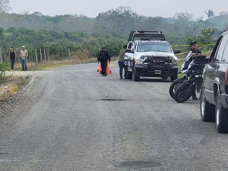 Hallan sin vida a jornalero en carretera Martínez de la Torre-Manantiales