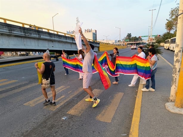 Estamos desprotegidos, se manifiesta comunidad LGBT en Poza Rica