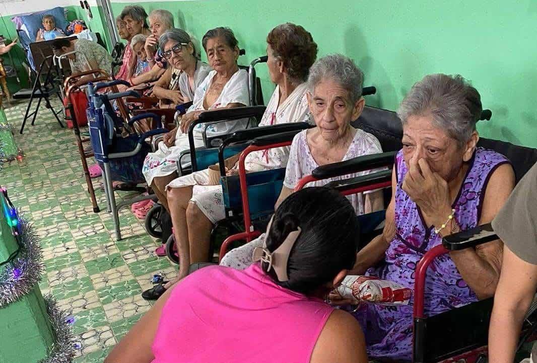 Así celebran el Día del Amor y la Amistad en el Asilo Cogra en Veracruz