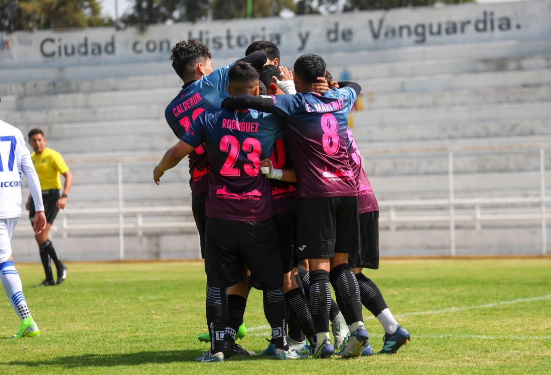 Gana y golea Racing de Veracruz en la Premier