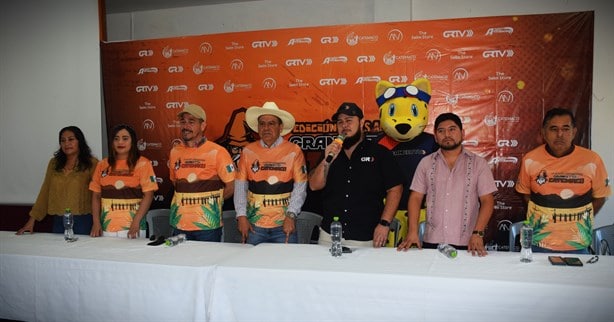 Presentan compertencia de Aguas Abiertas en Catemaco