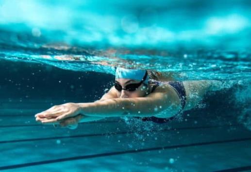 Cómo prepararse para una competencia de natación