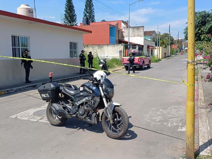 Hallan cuerpo sin vida en lote baldío de Córdoba