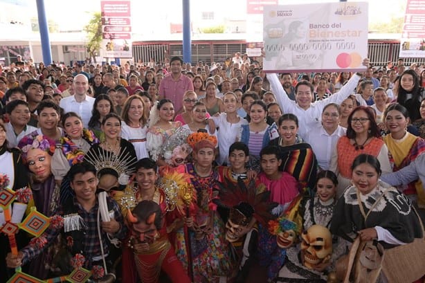 Nunca dejen que les digan que no pueden ser lo que quieren, dice desde Veracruz Claudia Sheinbaum a niñas y mujeres