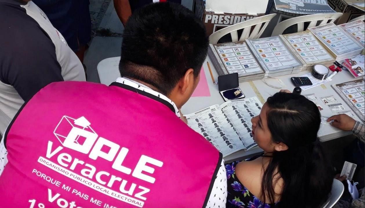 OPLE Veracruz designa a personas que integrarán los 212 consejos municipales