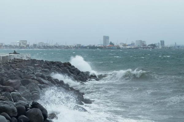 Alertan sobre los fuertes efectos del norte en Veracruz para este domingo