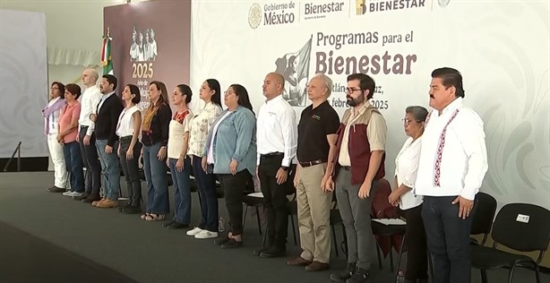 Desde Tihuatlán Claudia Sheinbaum garantiza rescate de petroquímicas en Veracruz y México