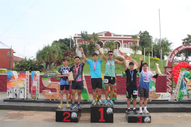 Más de 100 participantes, obtuvo la carrera en Misantla "5 km Corazones Corriendo"