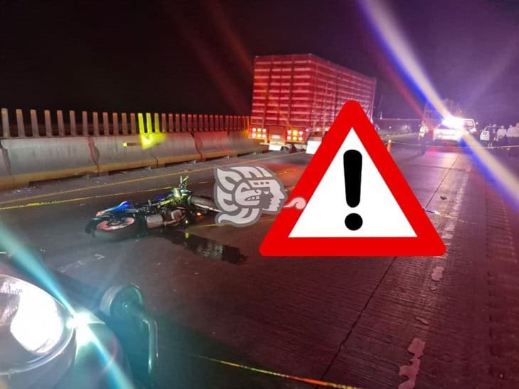 Joven motociclista fallece en la autopista Veracruz-Córdoba