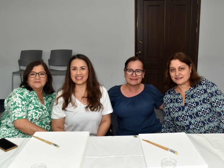 Comité de Damas de CMIC Veracruz Puerto organiza el evento ´Tinto Pinto´