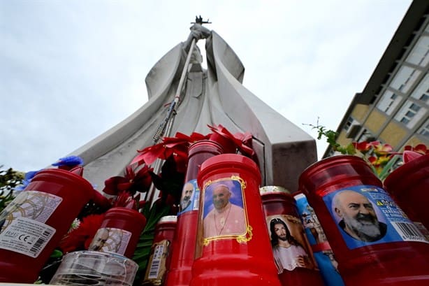 ¿Qué es la neumonía bilateral? El padecimiento que hospitalizó al Papa Francisco