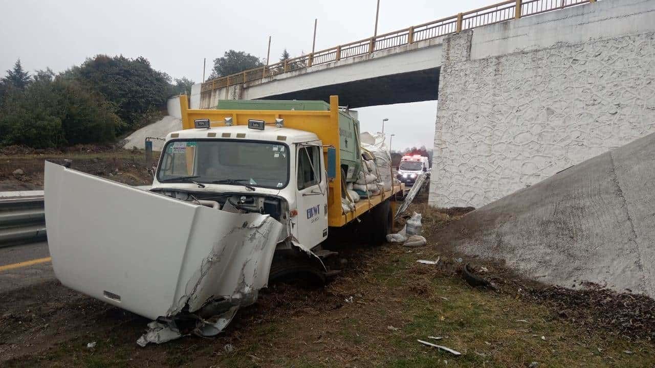 Se accidenta tractocamión en Las Cumbres de Maltrata