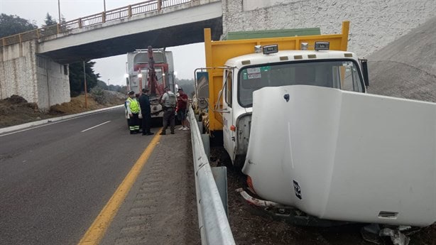 Se accidenta tractocamión en Las Cumbres de Maltrata