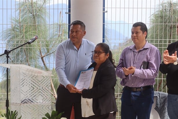 Entregan obras de techado y enrejado en Jardín de Niños Leona Vicario, en Mendoza